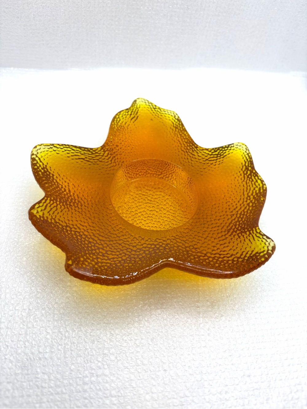 Vintage Hallmark 1990s heavy amber glass maple leaf tea light candle holder